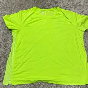 Under Armour Men’s tee size XXL